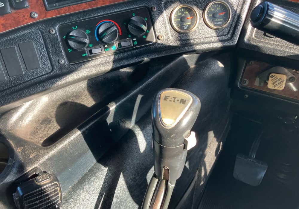 **Wrecking** 2015 Kenworth C509 - Image 15