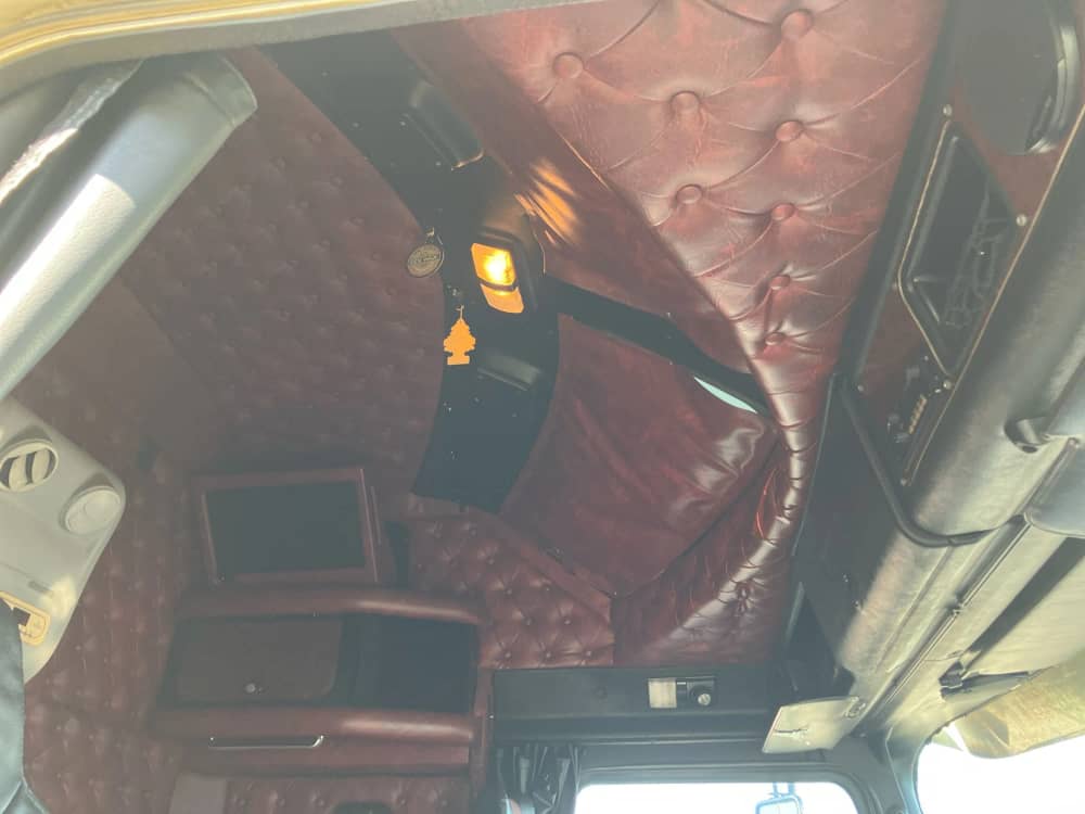 **Wrecking** 2015 Kenworth C509 - Image 13