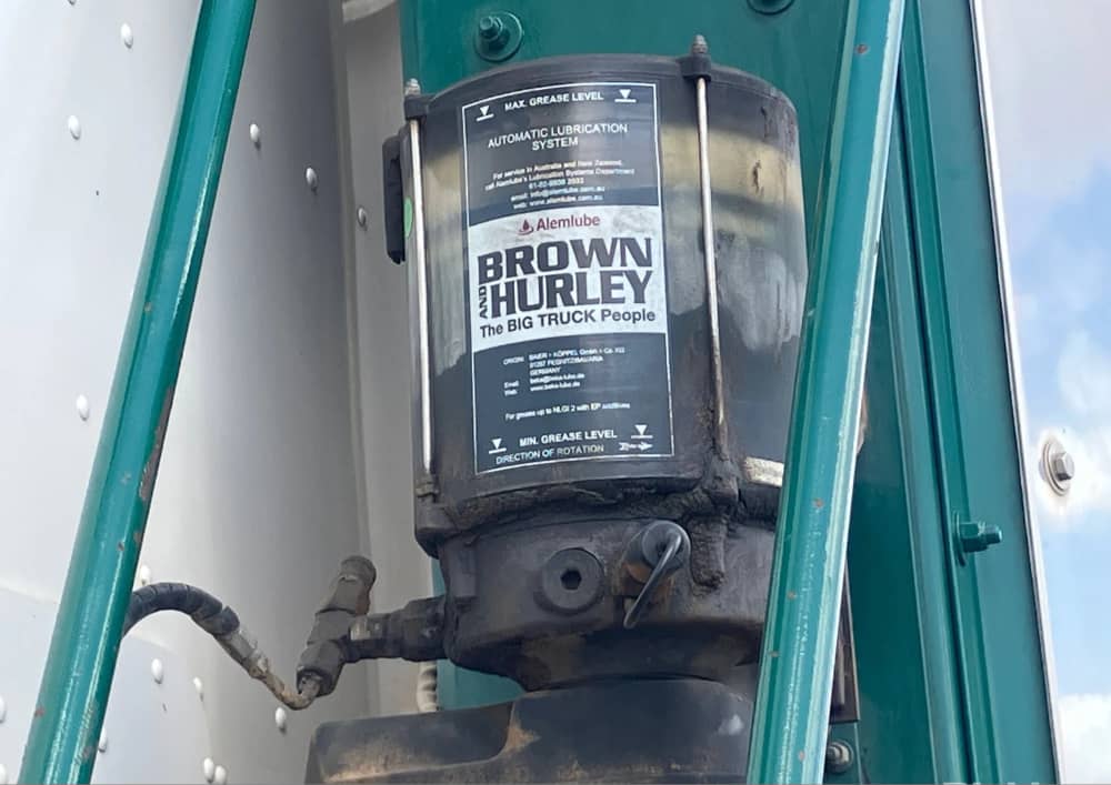 *Wrecking** 2016 Kenworth K200 Series - Image 18