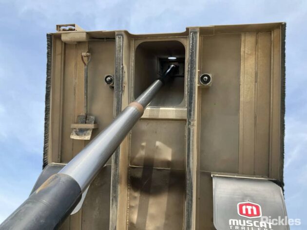 **Wrecking** 2017 Kenworth T610SAR - Image 14