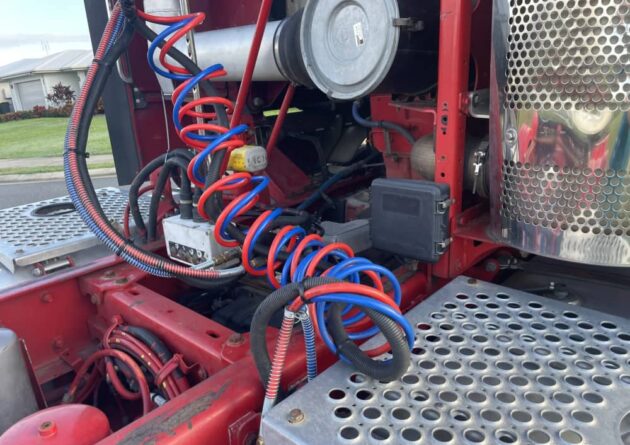 **Wrecking** 2016 Kenworth K200 Aerodyne - Image 22