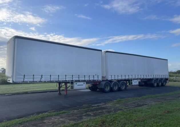 **Wrecking** 2016 Kenworth K200 Aerodyne - Image 18