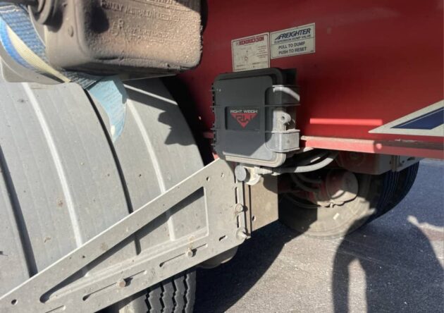 **Wrecking** 2016 Kenworth K200 Aerodyne - Image 5