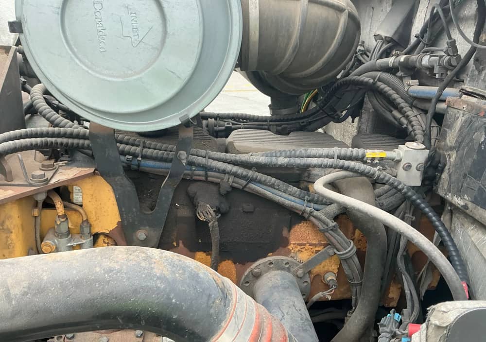 **Wrecking** 2006 Kenworth T404 - Image 24