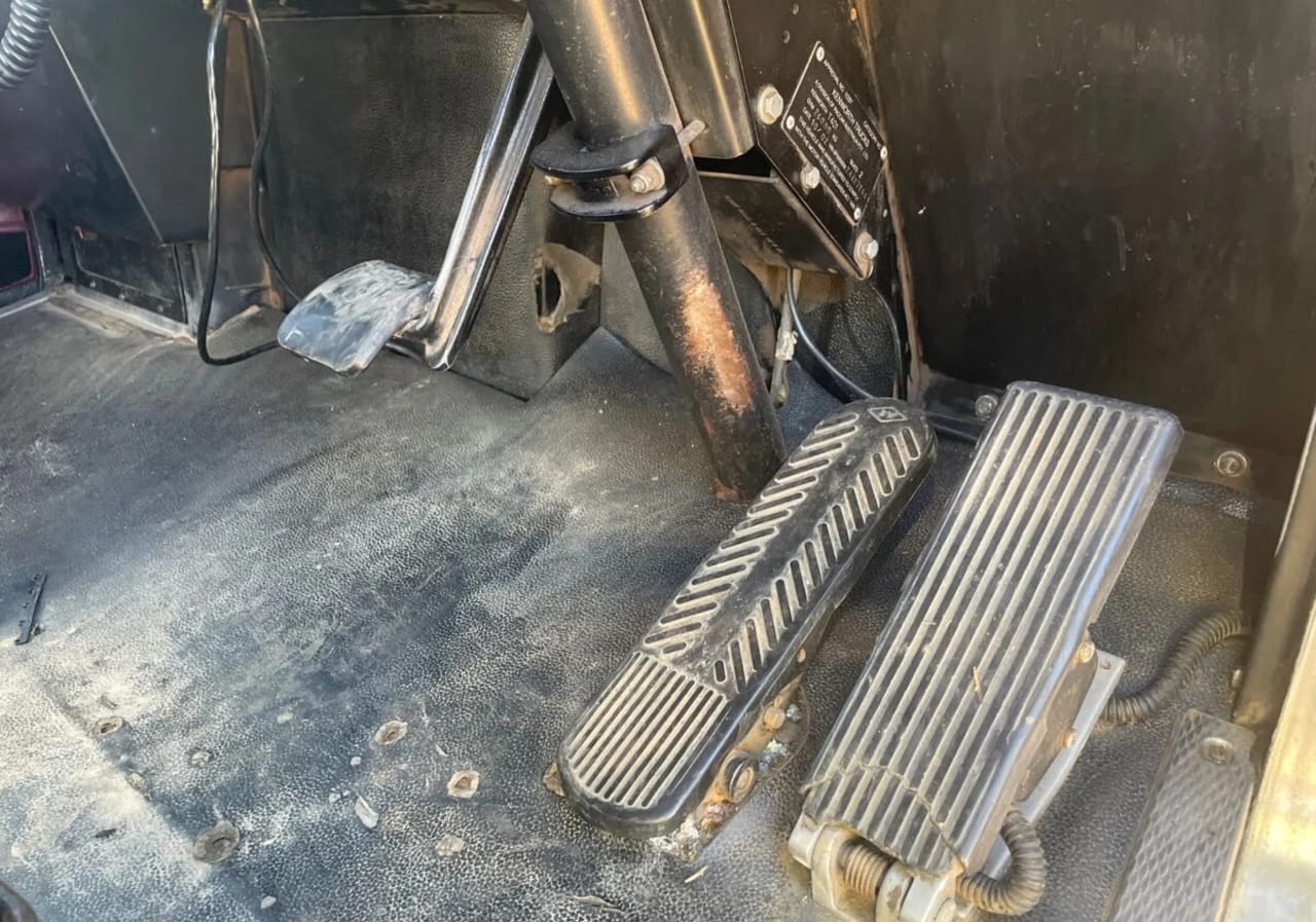 **Wrecking** 2002 Kenworth T401 - Image 7