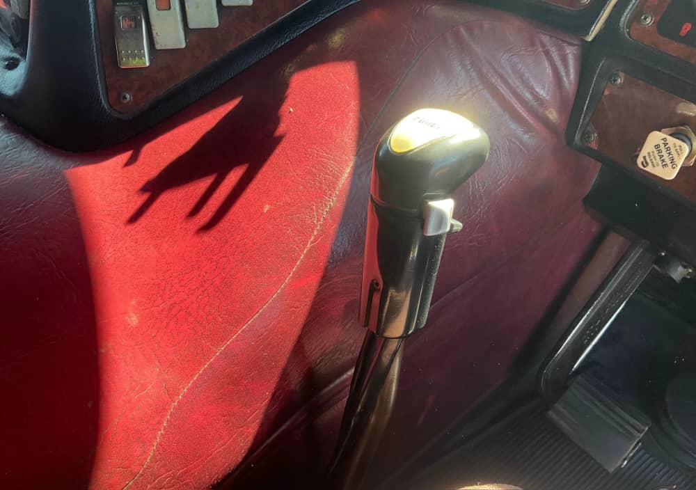 **Wrecking** 2003 Kenworth K104 - Image 28