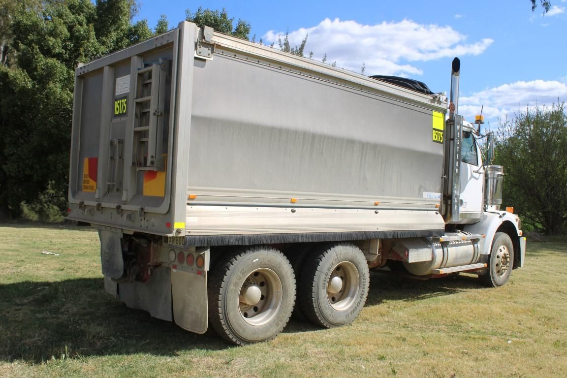 **Wrecking** 2009 Western Star 4800 Fx - Image 24