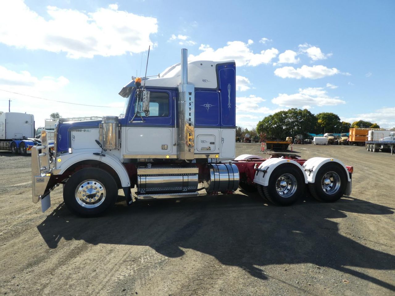 **Wrecking** 2007 Western Star 4800FX PRIME MOVER - Image 28