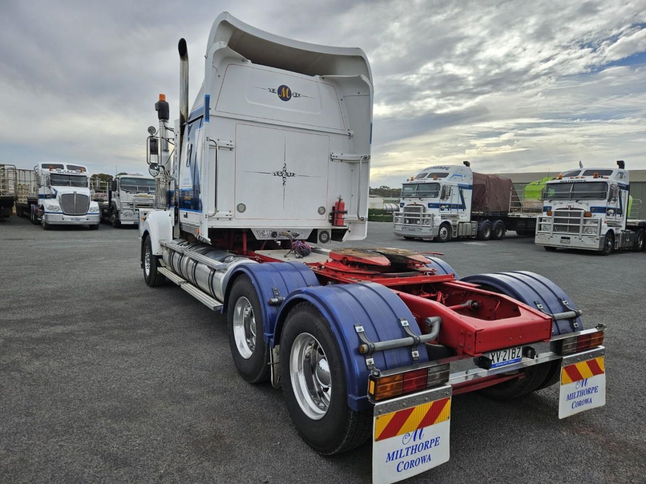 **Wrecking** 2018 Western Star 4964 FXT Constellation - Image 39