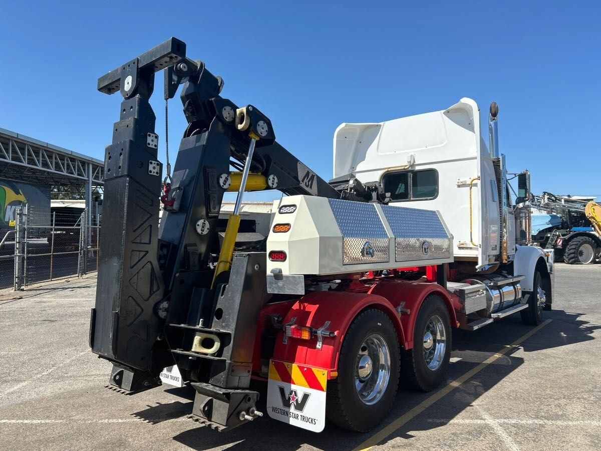 **Wrecking** 2013 Western Star 4900EX Constellation - Image 37