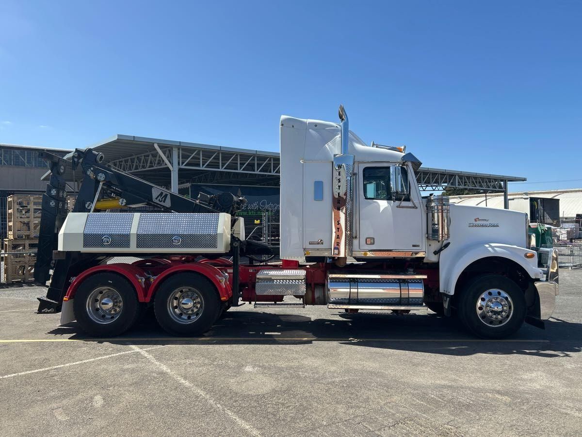 **Wrecking** 2013 Western Star 4900EX Constellation - Image 36