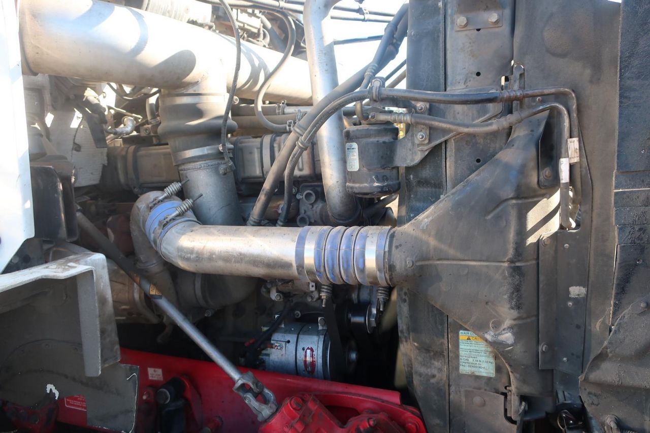 **Wrecking** 2018 Western Star 4800 Series 4800 FXB - Image 10