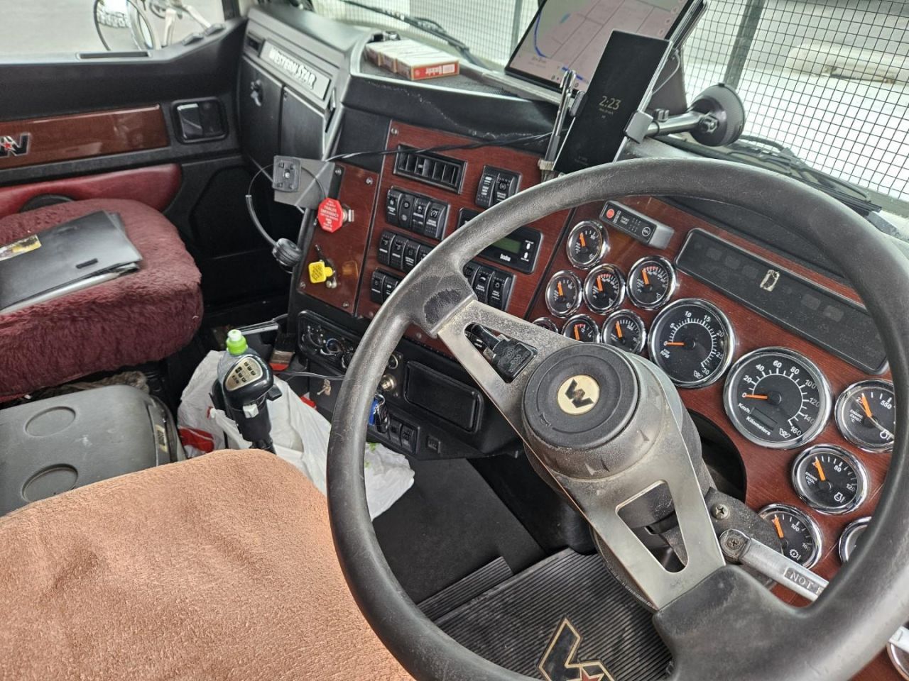 **Wrecking** 2018 Western Star 4964 FXT Constellation - Image 34