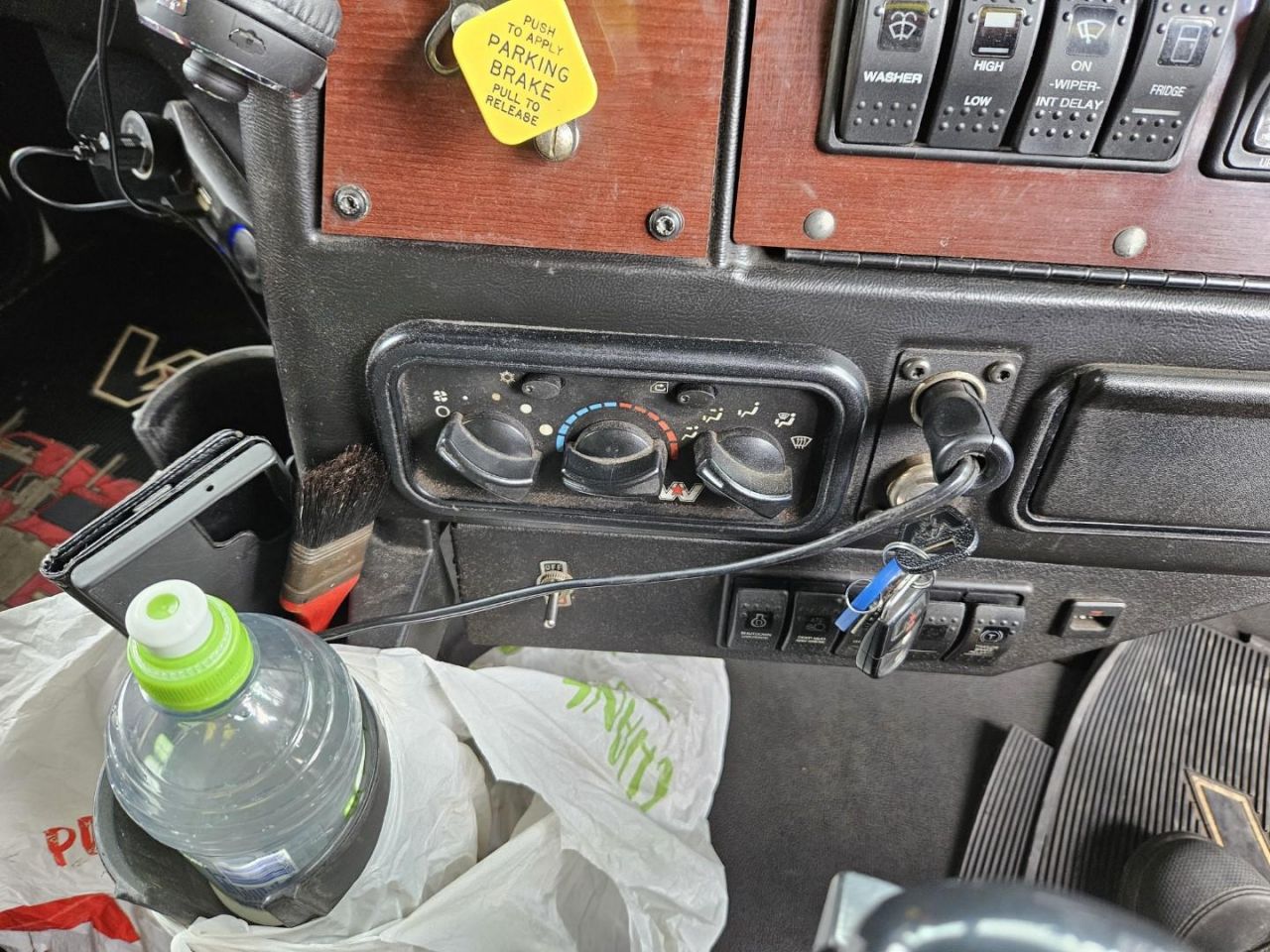 **Wrecking** 2018 Western Star 4964 FXT Constellation - Image 29