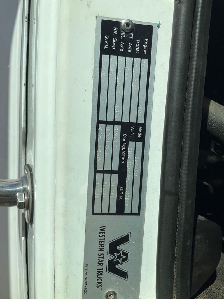 **Wrecking** 2018 Western Star 5864SS - Image 22