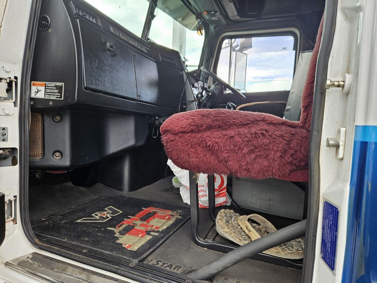 **Wrecking** 2018 Western Star 4964 FXT Constellation - Image 26