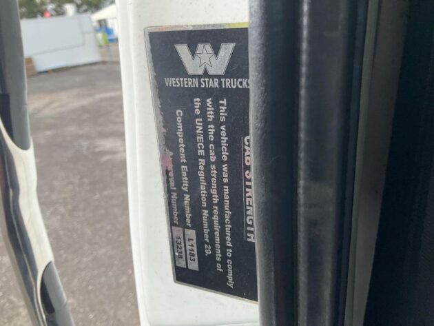 **Wrecking** 2018 Western Star 5800SS Constellation - Image 14