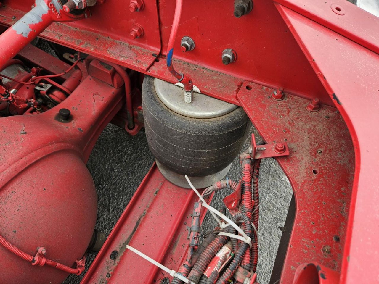 **Wrecking** 2018 Western Star 4964 FXT Constellation - Image 19