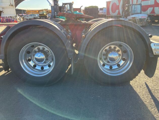 **Wrecking** 2017 Western Star 4864FXB - Image 15
