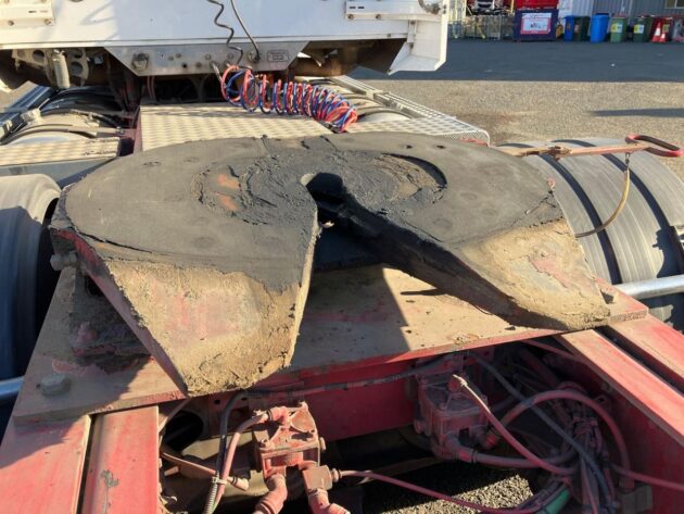 **Wrecking** 2017 Western Star 4864FXB - Image 14