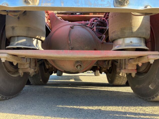 **Wrecking** 2017 Western Star 4864FXB - Image 12
