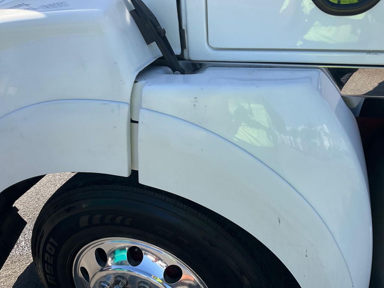 **Wrecking** 2018 Western Star 5864SS - Image 4