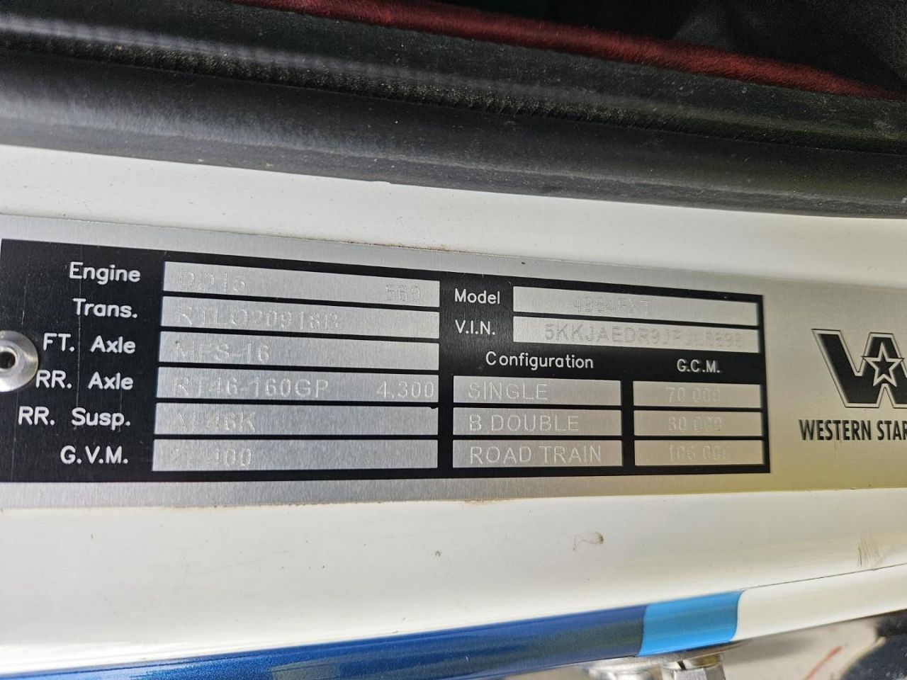 **Wrecking** 2018 Western Star 4964 FXT Constellation - Image 10