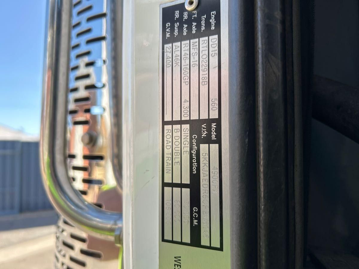 **Wrecking** 2013 Western Star 4900EX Constellation - Image 2