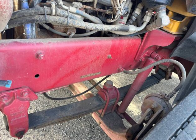 **Wrecking** 2004 Mack ML - Image 5
