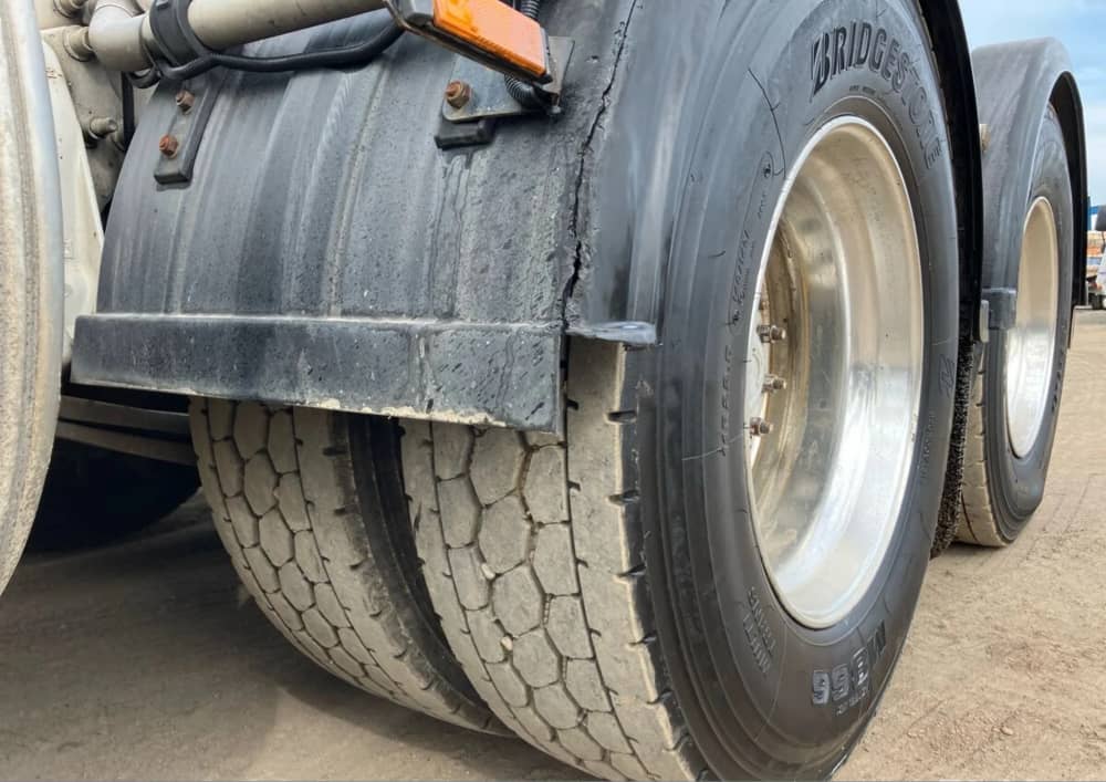 **Wrecking** 2019 Freightliner Coronado 114 - Image 16