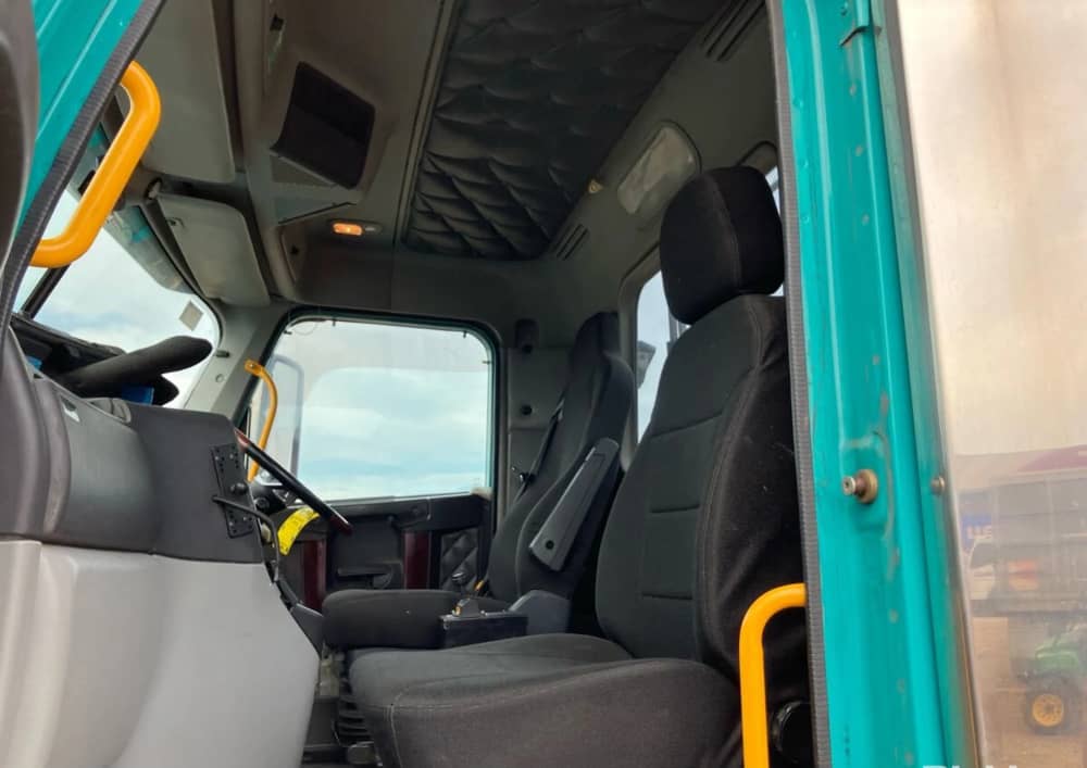 **Wrecking** 2019 Freightliner Coronado 114 - Image 20