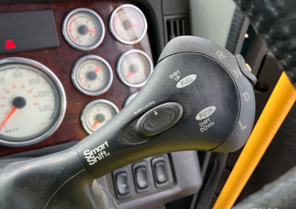 **Wrecking** 2019 Freightliner Coronado 114 - Image 22