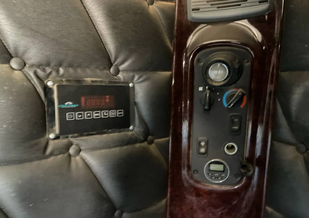 **Wrecking** 2013 Freightliner Argosy FLH - Image 7