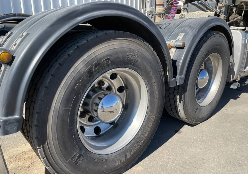 **Wrecking** 2013 Freightliner Argosy FLH - Image 22