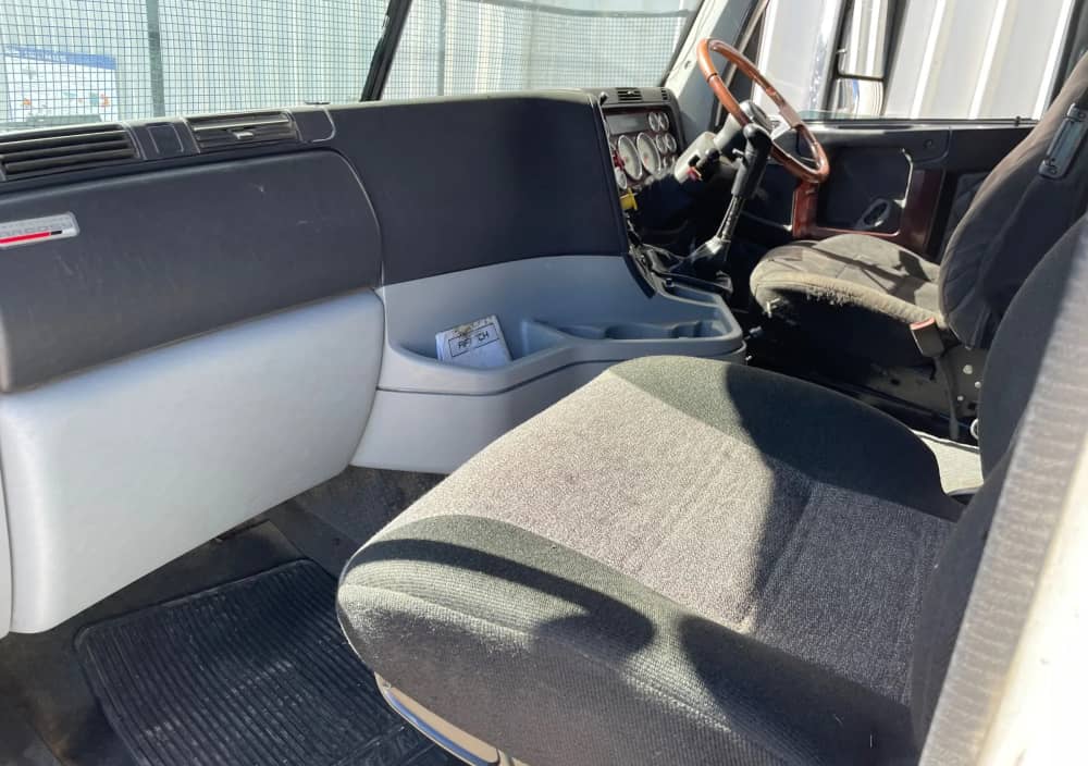 **Wrecking** 2013 Freightliner Argosy FLH - Image 28