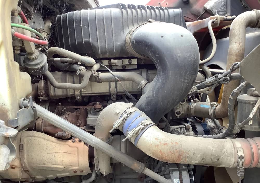 **Wrecking** 2014 Freightliner FLX Coronado - Image 13