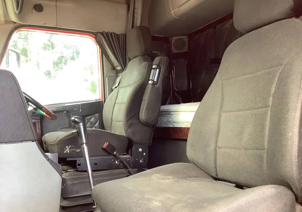 **Wrecking** 2014 Freightliner FLX Coronado - Image 16