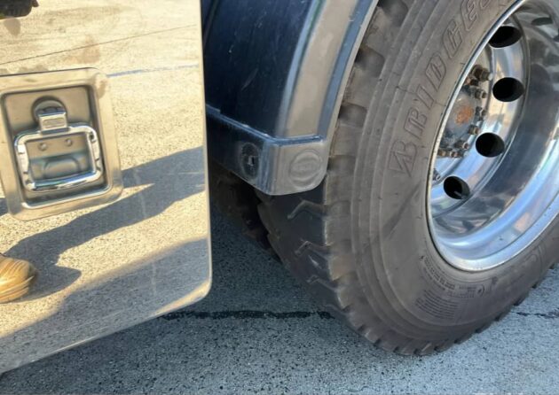 **Wrecking** 2018 Mack Superliner CLXT - Image 9