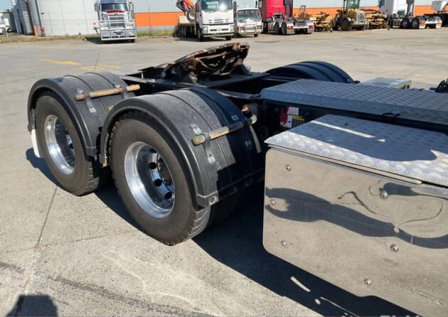 **Wrecking** 2018 Mack Superliner CLXT - Image 14