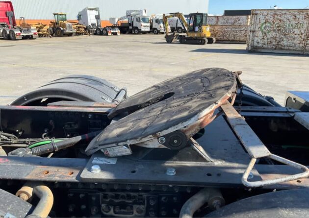 **Wrecking** 2018 Mack Superliner CLXT - Image 19