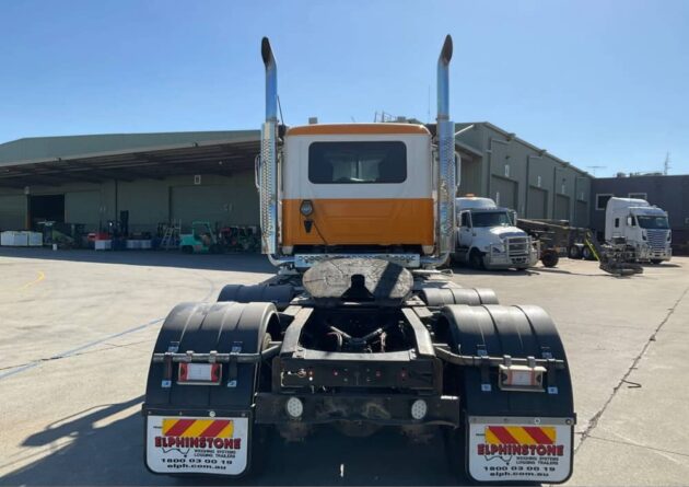 **Wrecking** 2018 Mack Superliner CLXT - Image 22