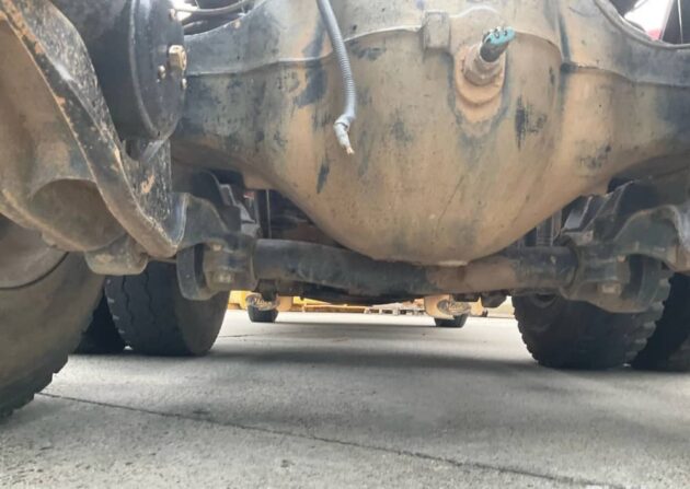 ** Wrecking** 2017 Mack Superliner CLXT - Image 9