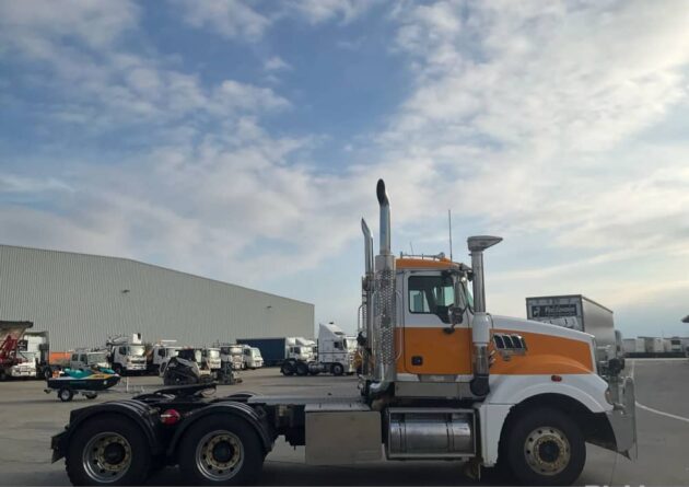 ** Wrecking** 2017 Mack Superliner CLXT - Image 27