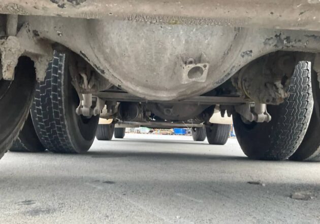 **Wrecking** 2009 Mack Metro Liner CSMR - Image 5