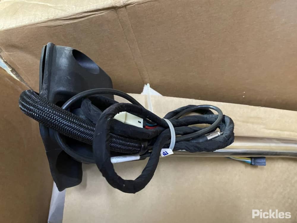 International Truck Side Mirrors - Image 4