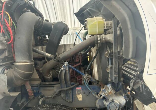 **Wrecking** 2017 Mack Superliner CLXT - Image 5