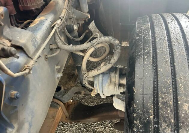 **Wrecking** 2017 Mack Superliner CLXT - Image 8