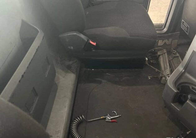 **Wrecking** 2017 Mack Superliner CLXT - Image 18