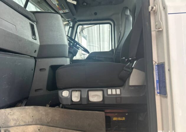**Wrecking** 2017 Mack Superliner CLXT - Image 20