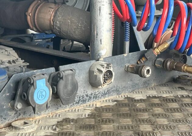 **Wrecking** 2017 Mack Superliner CLXT - Image 47